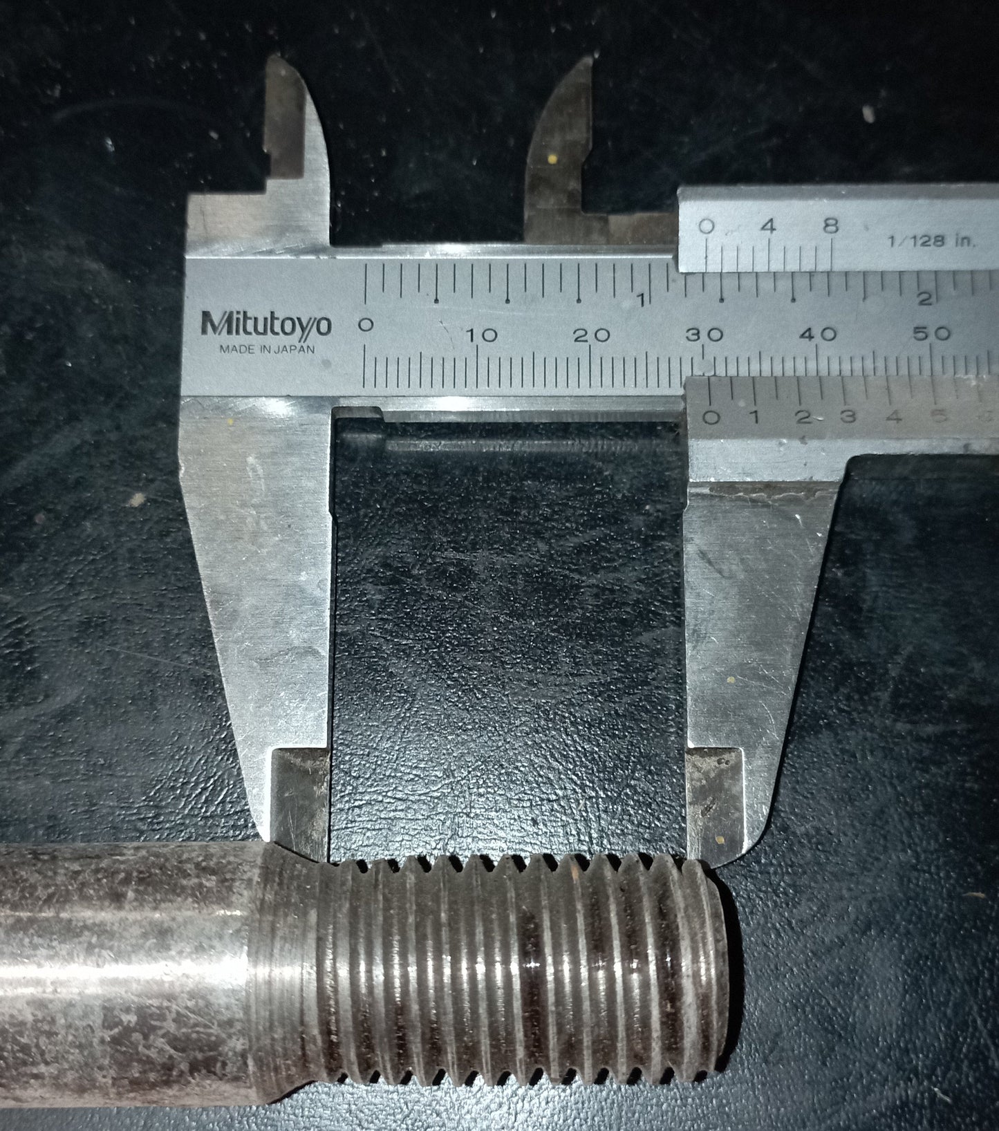 Perni calibrati in acciaio per motori DEUTZ