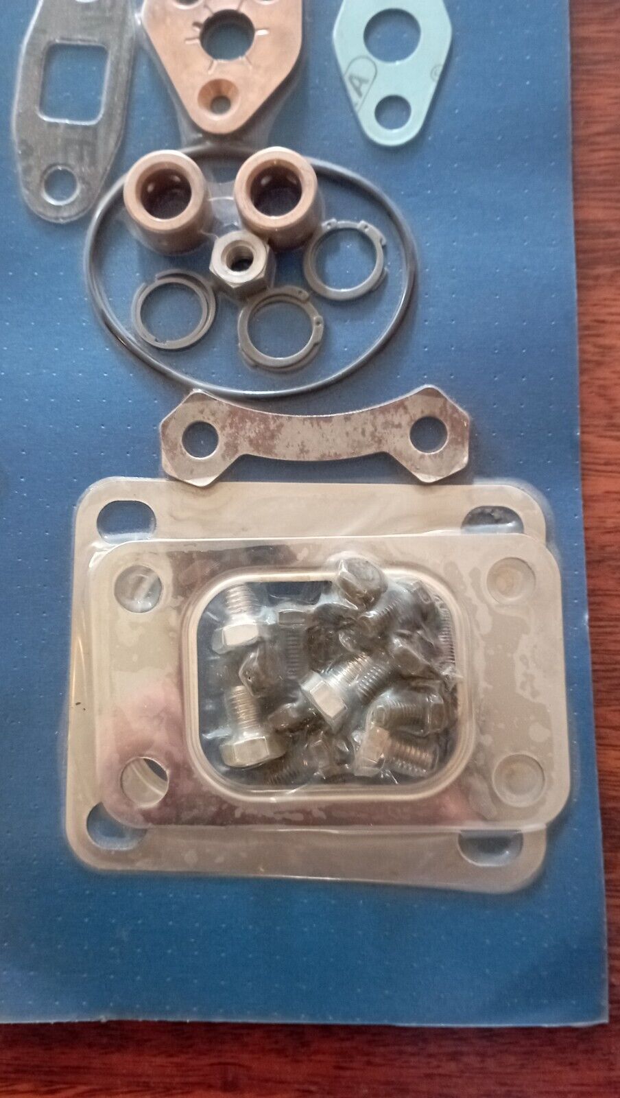 KIT RIPARAZIONE PER TURBOSOFFIANTI HOLSET Part no 3504702 SCATOLA ORIGINAL